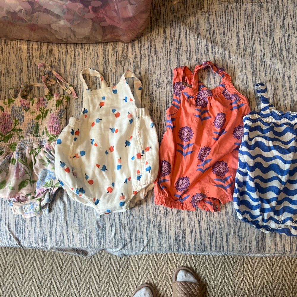 Baby girl boutique brand bubbles 6-12 months